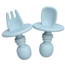 Load image into Gallery viewer, Children's plate 3 pieces with cutlery - Silicone

